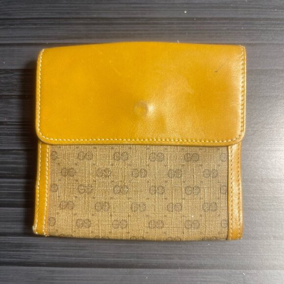 Gucci Vintage GG Bifold Wallet - Picture 3 of 5